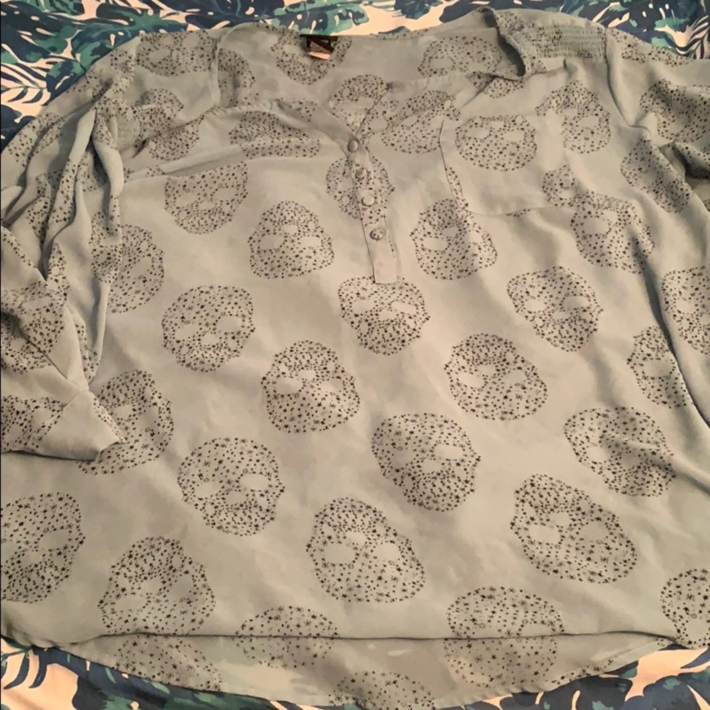 Sheer Skull Shirt Torrid